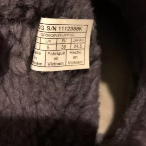 Ugg Big kids brown leopards print SZ big kids 6 or women’s size 8. - Picture 6 of 8